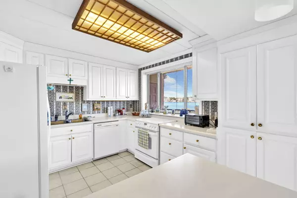 Fort Walton Beach, FL 32548,424 Caviar Drive