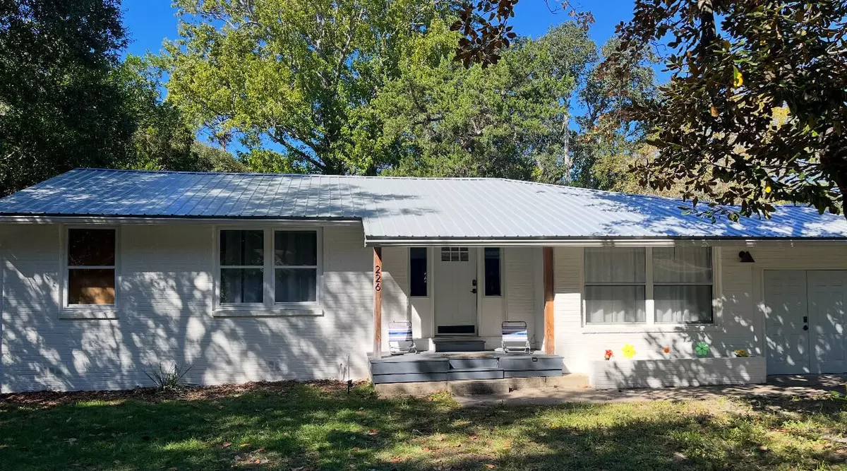 Fort Walton Beach, FL 32547,226 NE Bradley Drive