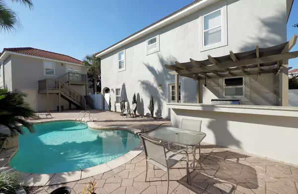 Destin, FL 32541,239 Inverrary Drive