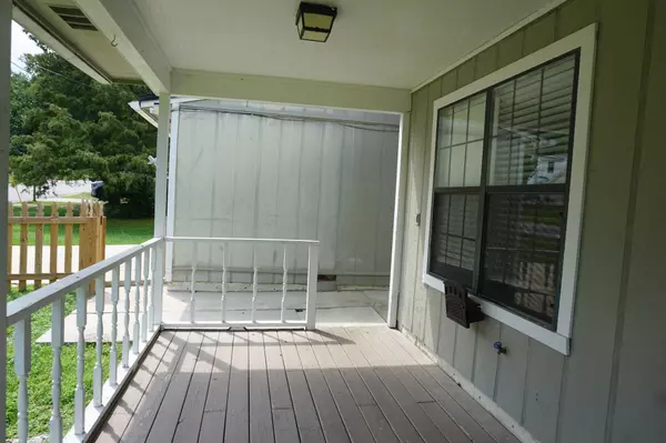 Crestview, FL 32539,111 Palmetto Drive
