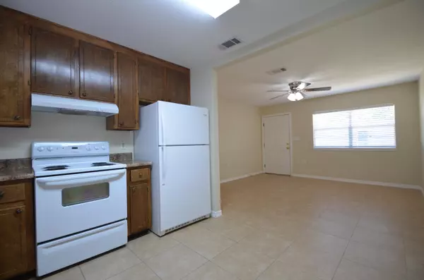 Fort Walton Beach, FL 32547,715 Greenwood Street  #D