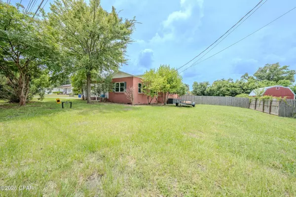 Panama City, FL 32401,1001 Oak Avenue