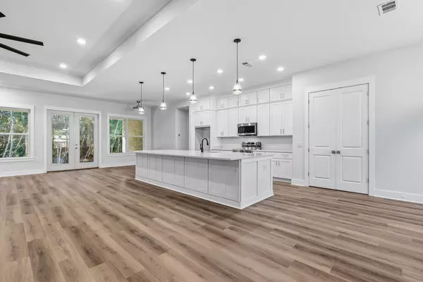 Navarre, FL 32566,7179 Freedom Court