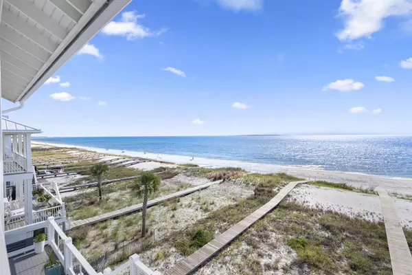 Port St. Joe, FL 32456,8233 W Hwy 98