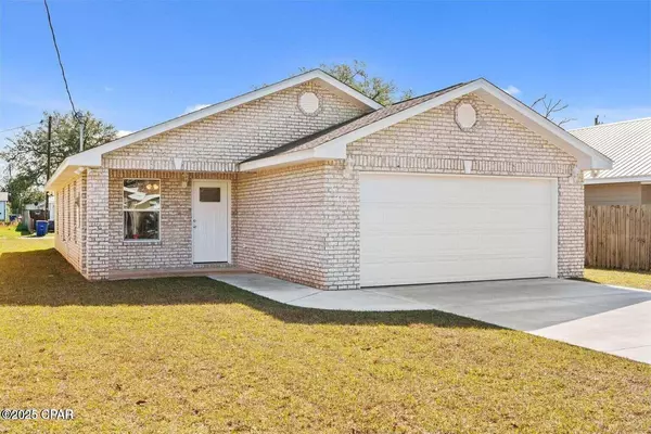 Panama City, FL 32401,711 Kirklin Avenue