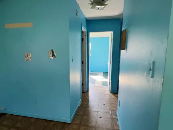 Mcdavid, FL 32568,6040 Wiley