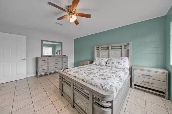 Fort Walton Beach, FL 32548,305 Barracuda Avenue #2