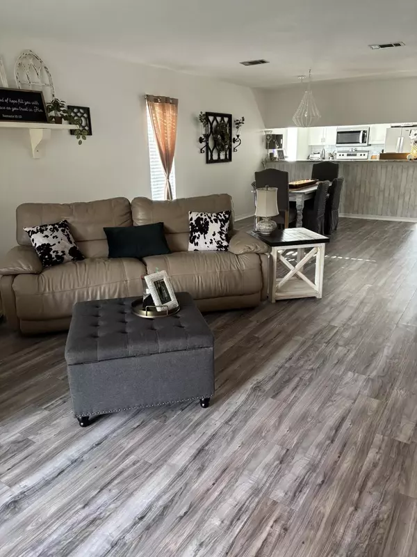 Destin, FL 32541,3861 Indian Trail #106