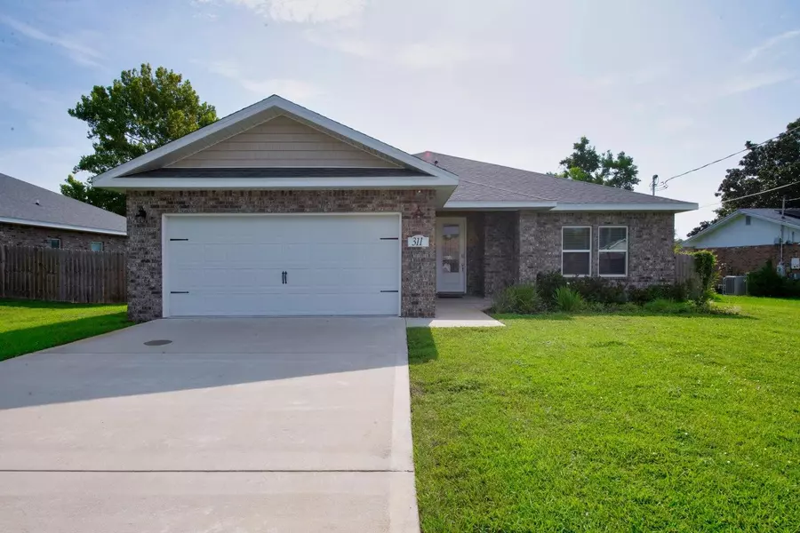 311 Woodland Avenue, Mary Esther, FL 32569