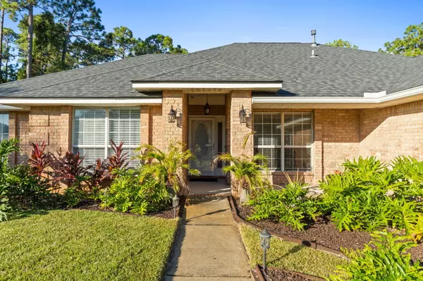 Destin, FL 32541,3992 Lauren Court