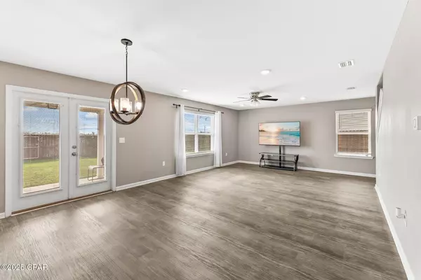 Panama City, FL 32404,7113 Shimano Way