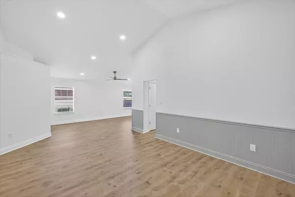 Destin, FL 32541,4627 Windstarr Drive