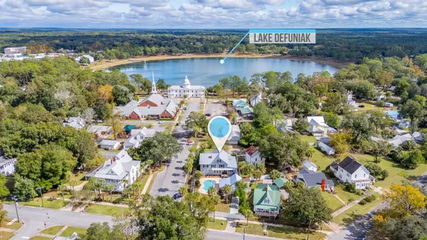 Defuniak Springs, FL 32435,152 Le Conte Street