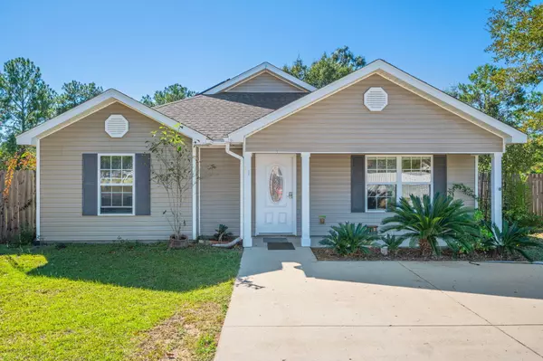 19 N Raphael Road, Defuniak Springs, FL 32433