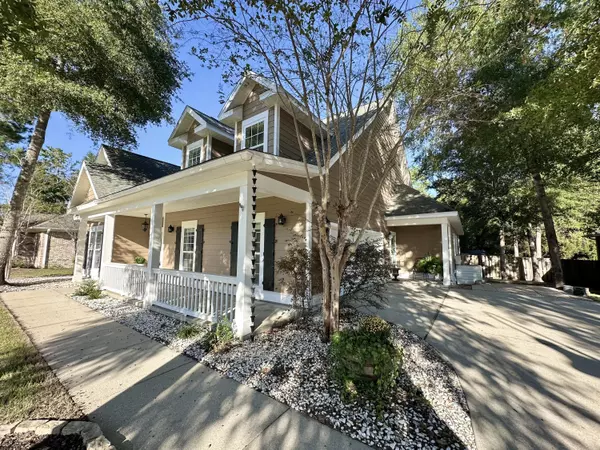 786 Symphony Way, Freeport, FL 32439