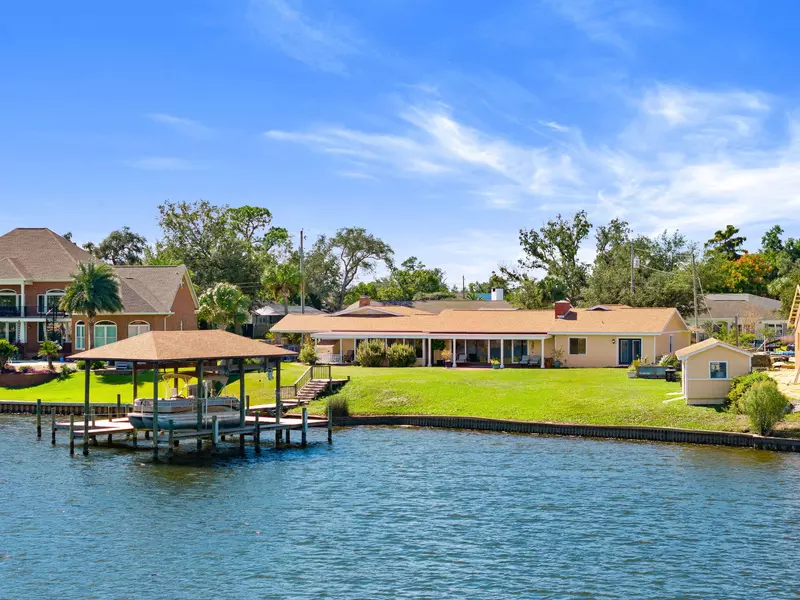 2446 Pretty Bayou Boulevard, Panama City, FL 32405