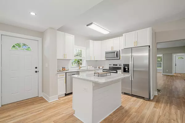 Valparaiso, FL 32580,81 Eastview Avenue