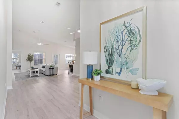 Navarre, FL 32566,2071 Fountainview Drive