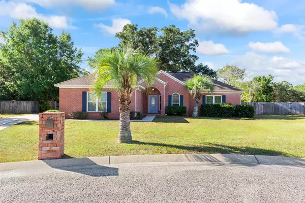 2621 Barefoot Creek Circle, Navarre, FL 32566
