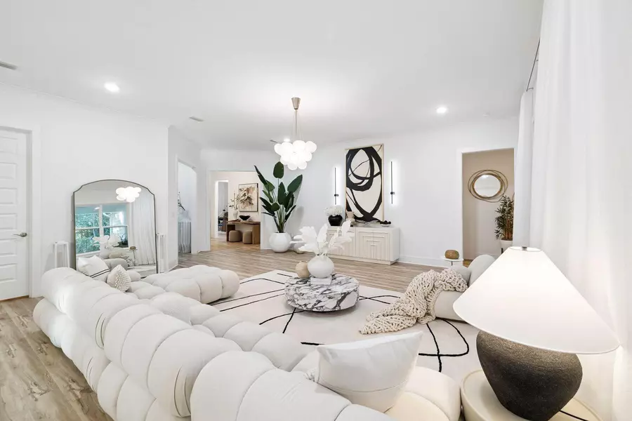 160 N J Hunter's Way, Freeport, FL 32439