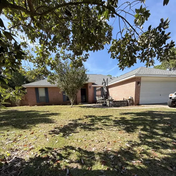 2349 Hemlock Drive, Navarre, FL 32566