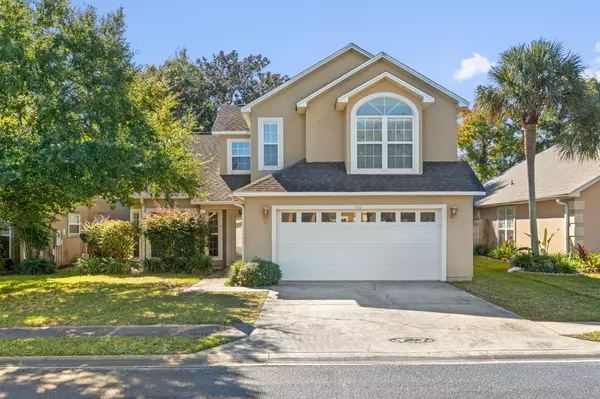 1916 Kadima Circle, Fort Walton Beach, FL 32547