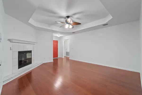 Fort Walton Beach, FL 32547,911 Lauderhill Lane