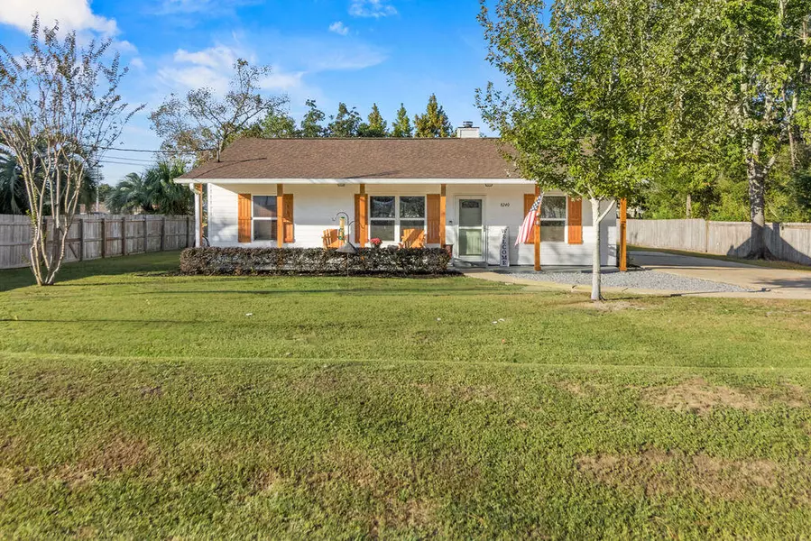 8240 Sevilla Street, Navarre, FL 32566