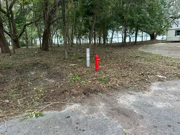 Navarre, FL 32566,00 Oak Harbor Drive