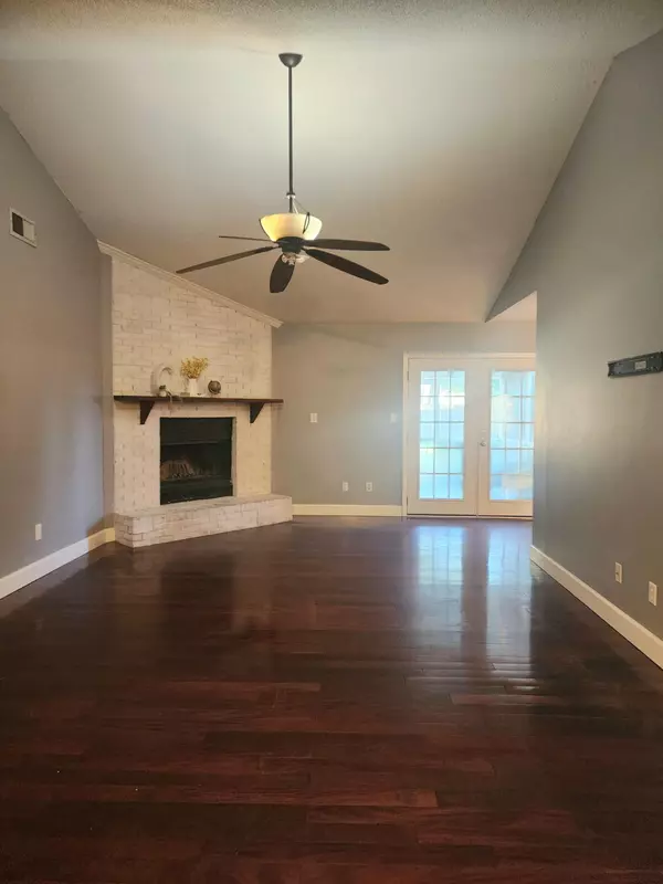 Mary Esther, FL 32569,402 Celeste Court