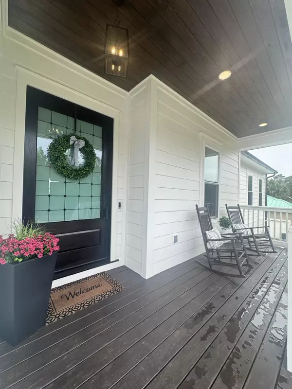 Freeport, FL 32439,68 Dolphin Place