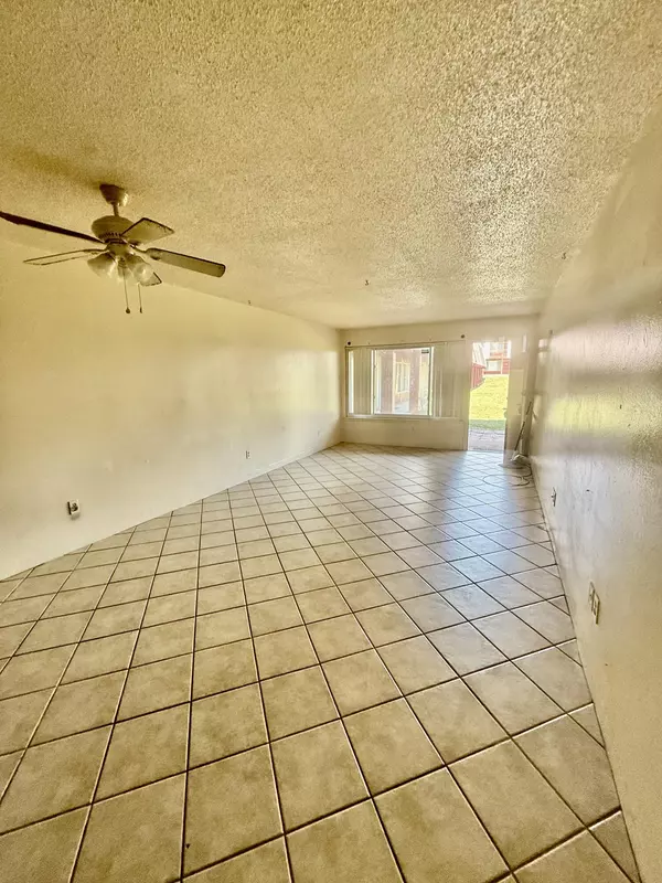 Fort Walton Beach, FL 32547,210 Pelham Road  #111C