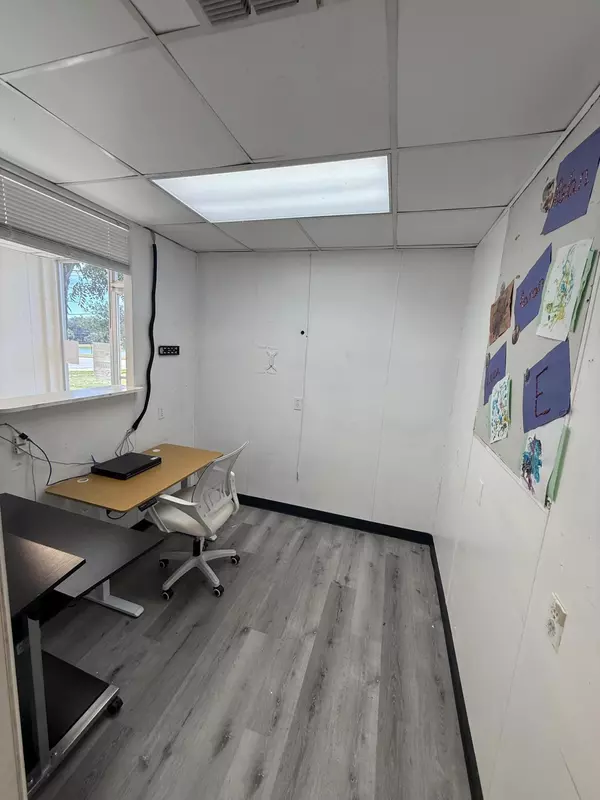 Crestview, FL 32539,488 E James Lee Boulevard