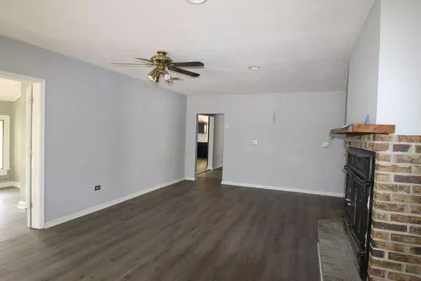 Defuniak Springs, FL 32435,152 Florence Street