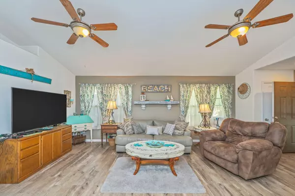 Gulf Breeze, FL 32563,5813 Congress Court