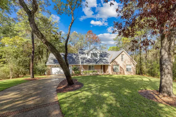 Niceville, FL 32578,305 W Windward Cove