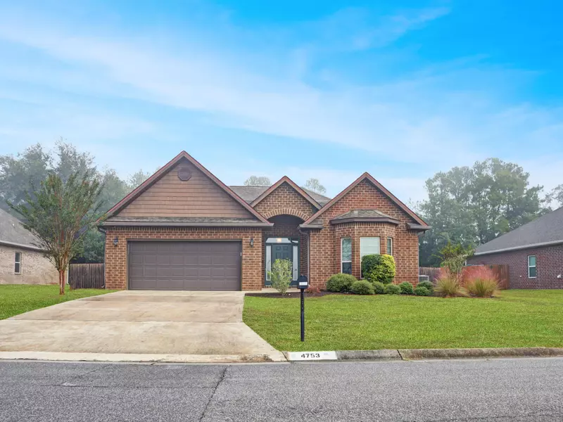 4753 Dupont Circle, Pace, FL 32571