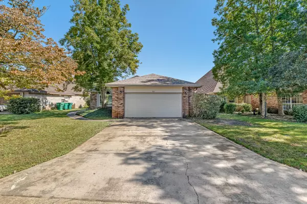 Shalimar, FL 32579,901 Shalimar Cove