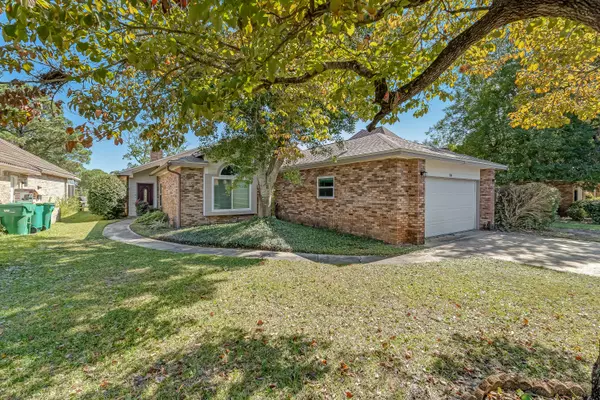 Shalimar, FL 32579,901 Shalimar Cove