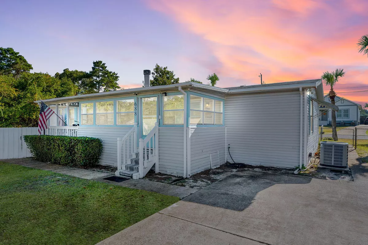 Panama City Beach, FL 32413,688 Malaga Place