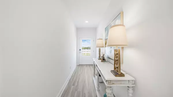 Mary Esther, FL 32569,40 Hatten Court