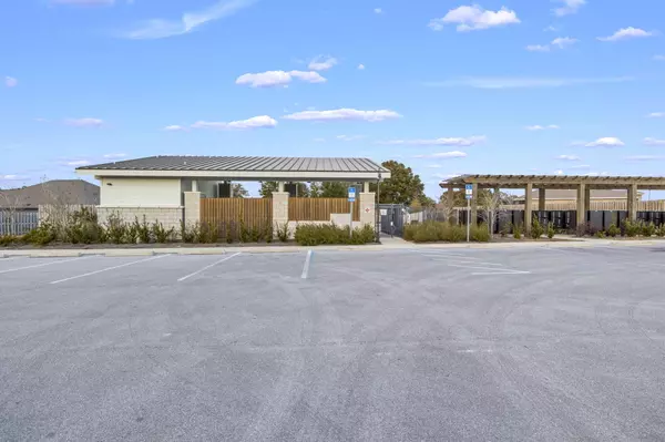 Crestview, FL 32539,4664 Marine Loop