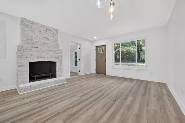 Valparaiso, FL 32580,220 Edge Avenue