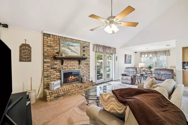 Mary Esther, FL 32569,370 Dawn Lane