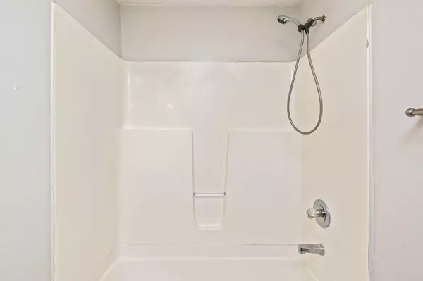 Fort Walton Beach, FL 32548,29 NW Cape Drive #C