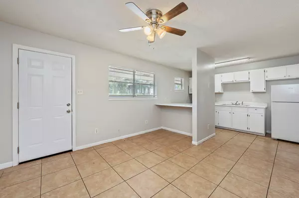 Fort Walton Beach, FL 32548,29 NW Cape Drive #C