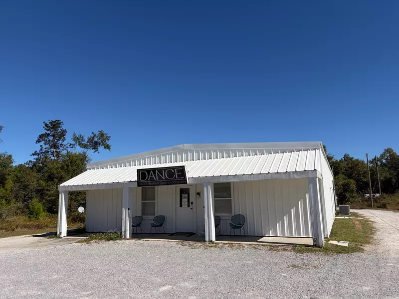 17287 US-331, Freeport, FL 32439