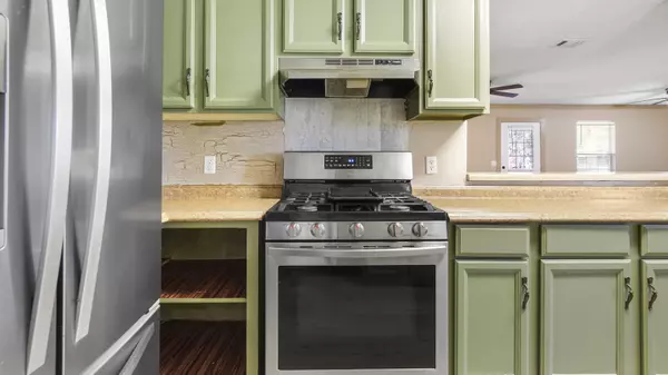 Defuniak Springs, FL 32433,6837 Co Highway 1087