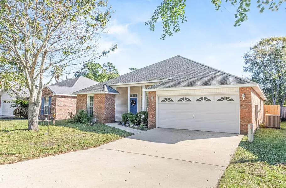 949 Claeven Circle, Fort Walton Beach, FL 32547