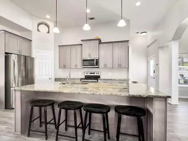 Destin, FL 32541,4583 Luke Avenue